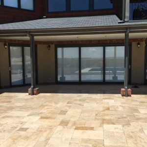 outdoor travertine pavers